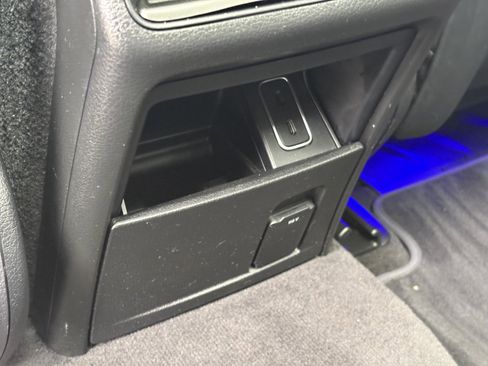 Used 2021 Mercedes-Benz GLE 350 4MATIC image 13