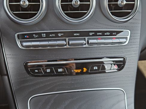 Certified 2022 Mercedes-Benz GLC 300 GLC 300 image 20