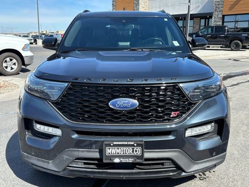 Used 2022 Ford Explorer ST w/ ST Street Pack image 2