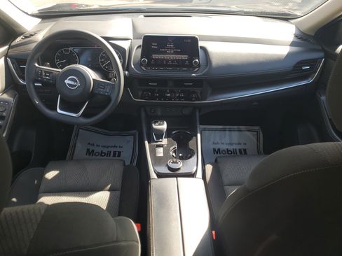 Used 2024 Nissan Rogue SV image 13