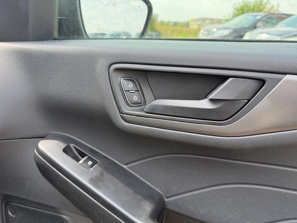 Used 2025 Ford Escape Active AWD/4WD image 36