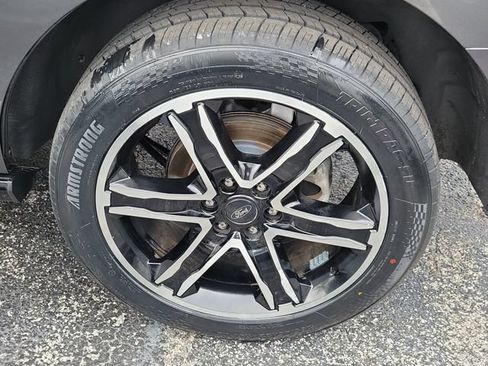 Used 2020 Ford Expedition Limited w/ Equipment Group 303A RWD image 6