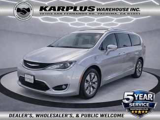 Used 2017 Chrysler Pacifica Platinum video 1