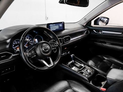 Used 2024 MAZDA CX-5 AWD 2.5 S w/ Preferred Package image 3