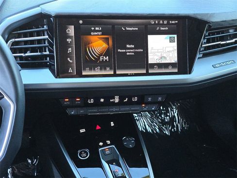 Used 2023 Audi Q4 e-tron Premium Plus w/ Premium Plus image 27