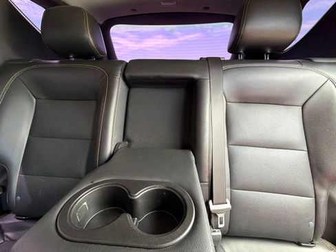 Used 2021 Chevrolet Equinox LT FWD image 42