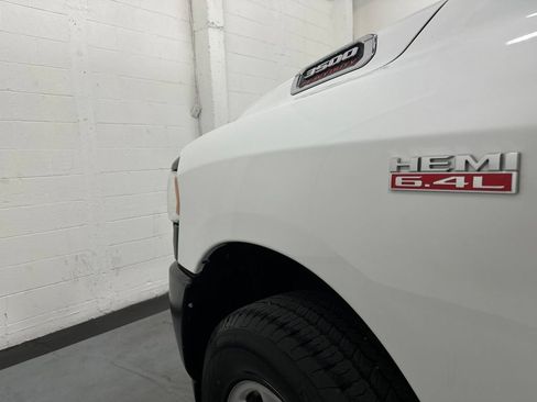 Used 2019 RAM 3500 Tradesman RWD image 19