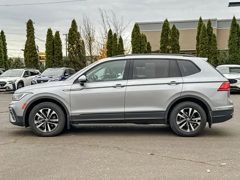Used 2024 Volkswagen Tiguan S image 7