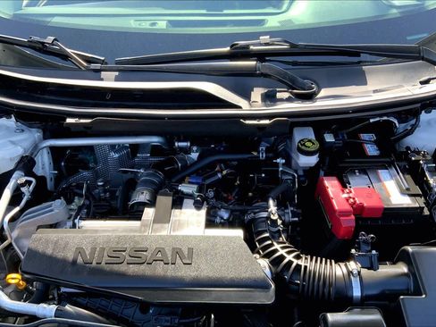 Used 2025 Nissan Rogue S FWD image 27