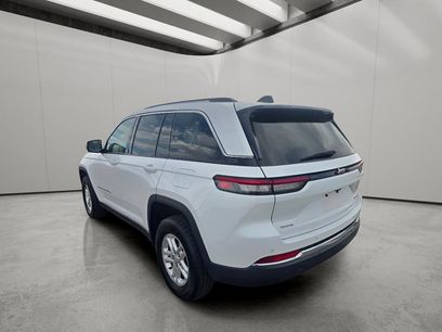 Used 2024 Jeep Grand Cherokee Laredo