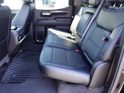 Used 2024 GMC Sierra 1500 Elevation w/ Preferred Package AWD/4WD image 21