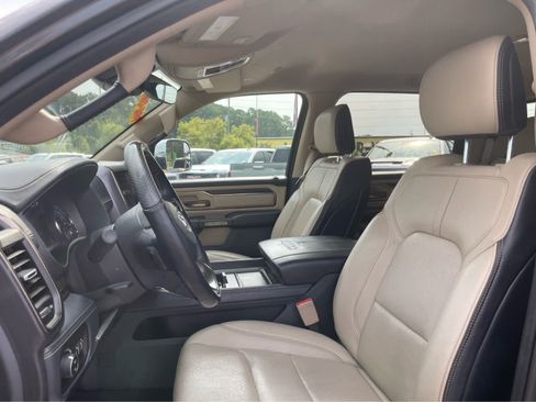 Used 2019 RAM 1500 Limited AWD/4WD image 12
