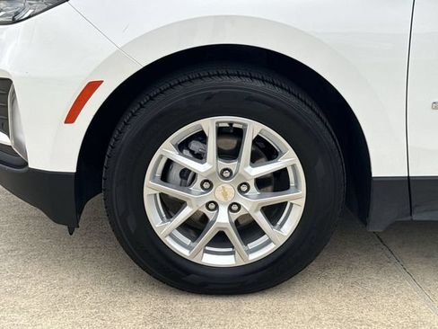 Certified 2024 Chevrolet Equinox LT FWD image 34