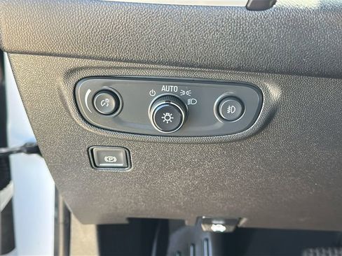 Used 2022 GMC Terrain SLT image 20