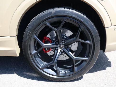 Used 2025 Audi RS Q8 performance AWD/4WD image 7