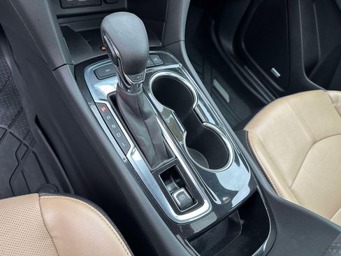 Used 2022 Chevrolet Equinox Premier image 33