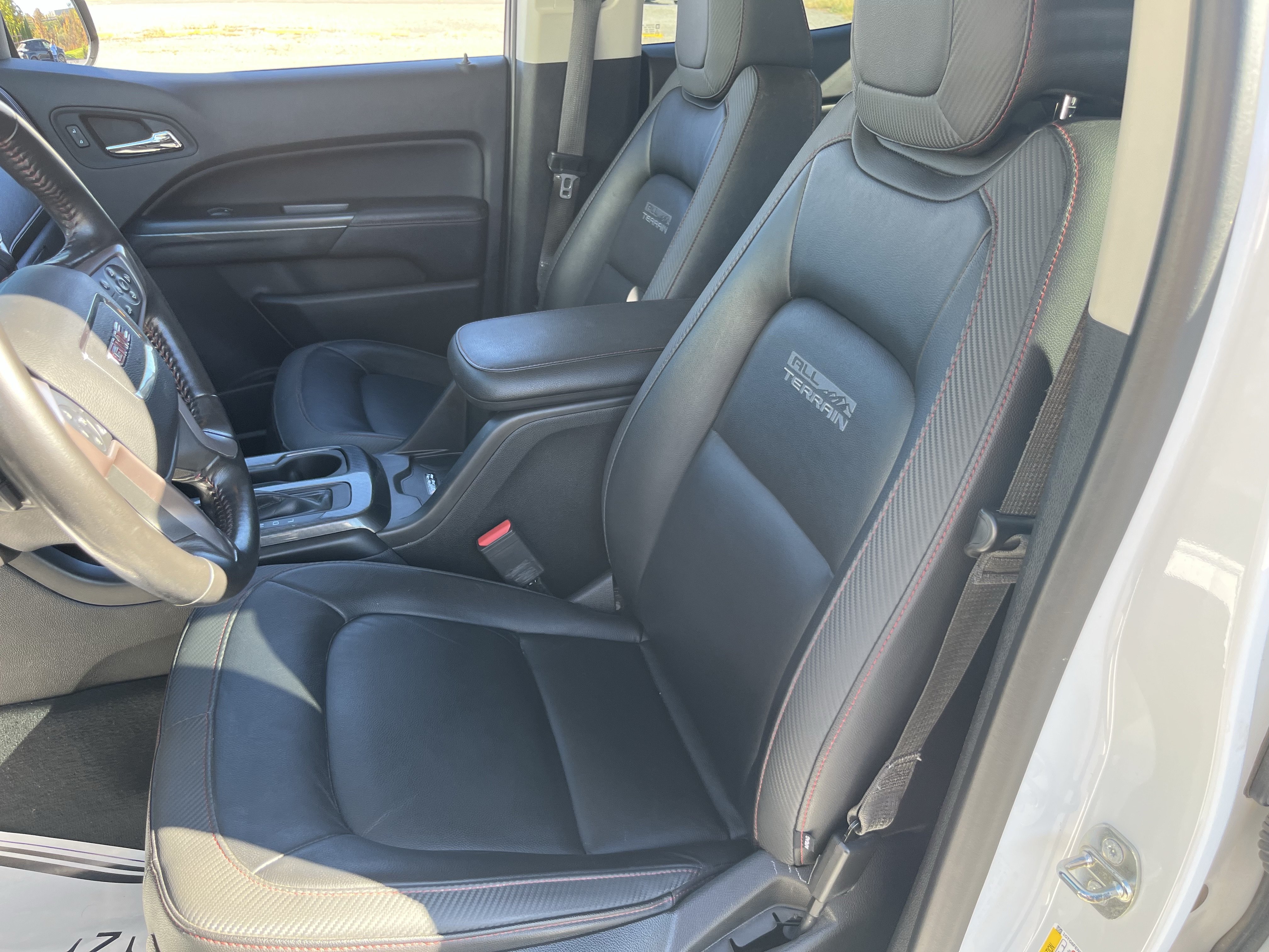 Used 2019 GMC Canyon All Terrain w/ Trailering Package AWD/4WD image 15