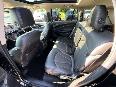 Used 2017 Buick Envision Essence AWD/4WD image 30