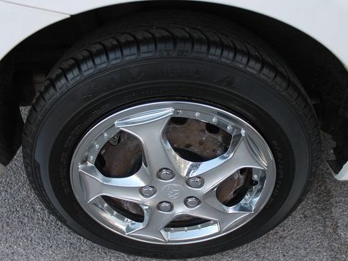 Used 2007 Chevrolet Aveo LS FWD image 12