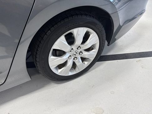 Used 2010 Honda Accord EX-L image 11
