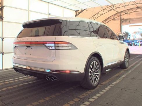 Used 2022 Lincoln Aviator Reserve w/ Class IV Trailer Tow Package image 1