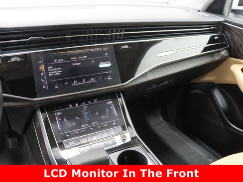 Used 2019 Audi Q8 Premium w/ Convenience Package image 16