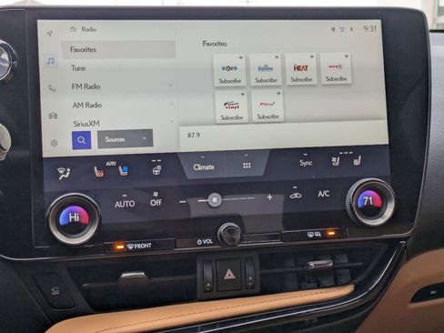 Used 2025 Lexus NX 350h AWD w/ Premium Package image 27