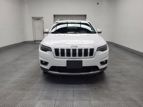 Used 2019 Jeep Cherokee Limited FWD image 15