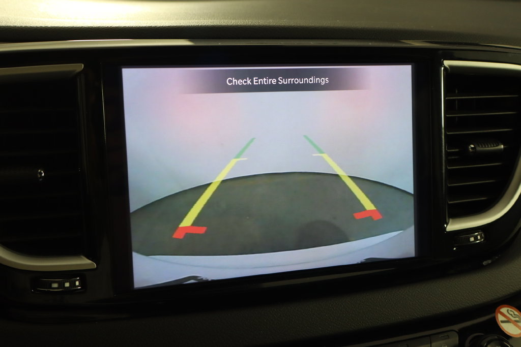Used 2025 Chrysler Pacifica Select FWD image 41