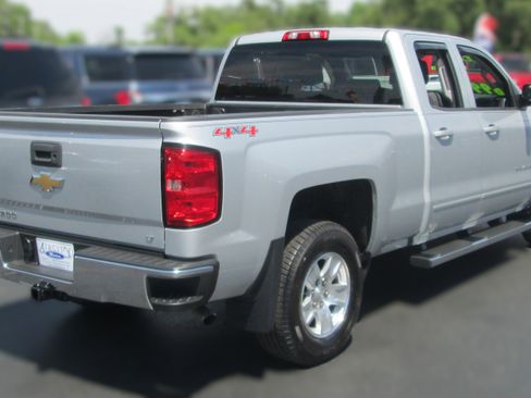 Used 2017 Chevrolet Silverado 1500 LT w/ All Star Edition AWD/4WD image 3