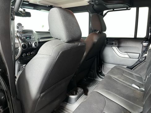 Used 2016 Jeep Wrangler Unlimited Sport w/ Quick Order Package 24S AWD/4WD image 23