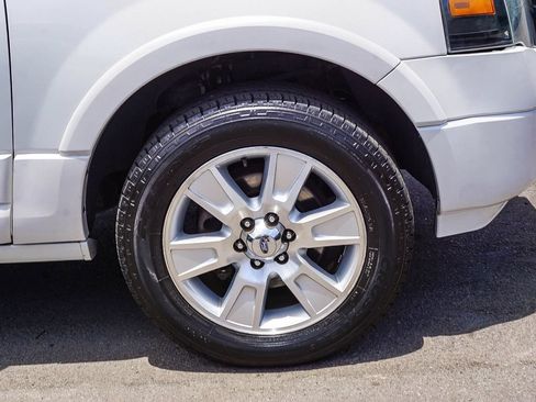 Used 2013 Ford Expedition EL Limited RWD image 9