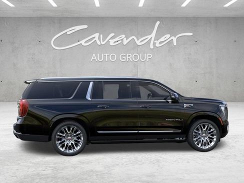New 2026 GMC Yukon XL Denali w/ Denali Reserve Package AWD/4WD image 6