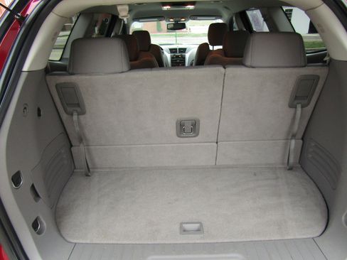 Used 2010 Chevrolet Traverse LT w/ Personal Connectivity Package image 15