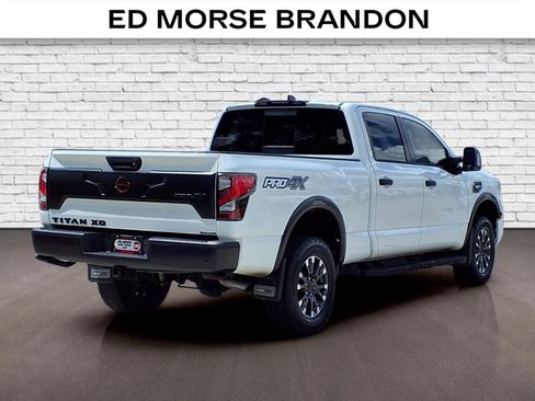 Used 2023 Nissan Titan PRO-4X AWD/4WD image 5