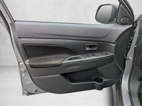 Used 2024 Mitsubishi Outlander Sport AWD image 21