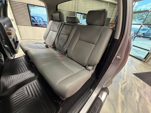 Used 2012 Toyota Tundra Limited w/ Memory Pkg AWD/4WD image 6