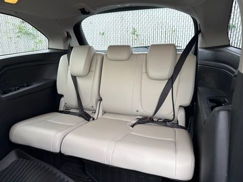 Used 2025 Honda Odyssey EX-L image 10