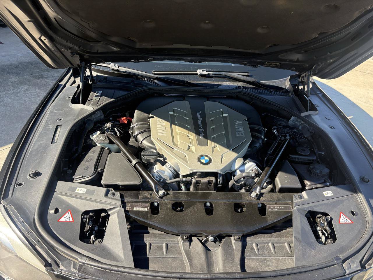 Used 2011 BMW 750Li RWD image 34
