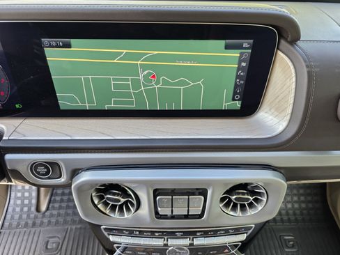 Used 2023 Mercedes-Benz G 550 image 23
