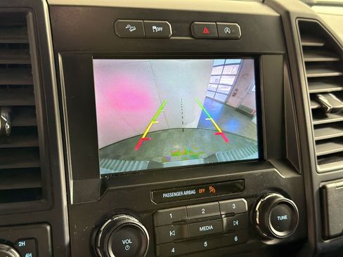 Used 2019 Ford F150 XL w/ Equipment Group 101A Mid AWD/4WD image 19
