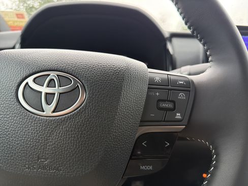 Certified 2026 Toyota Camry SE FWD image 10
