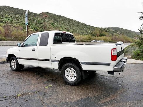 Used 1998 Toyota T100 SR5 image 8