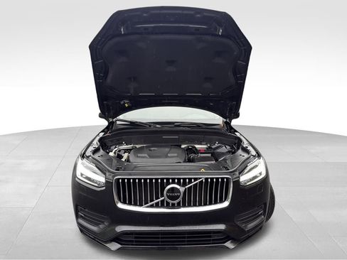 Used 2022 Volvo XC90 T5 Momentum w/ Climate Package image 34