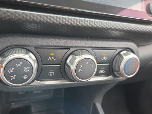 Used 2024 Nissan Kicks SV FWD image 20