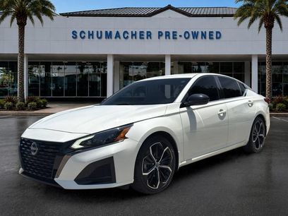 Used 2023 Nissan Altima 2.5 SR