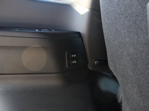 Used 2024 Lexus LX 600 4WD w/ Luxury Package image 9