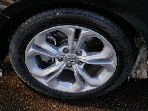 Certified 2025 Honda Accord LX image 15