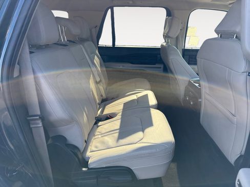 Certified 2023 Ford Expedition Max Platinum image 19