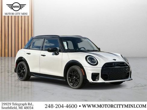 New 2026 MINI Cooper S image 1